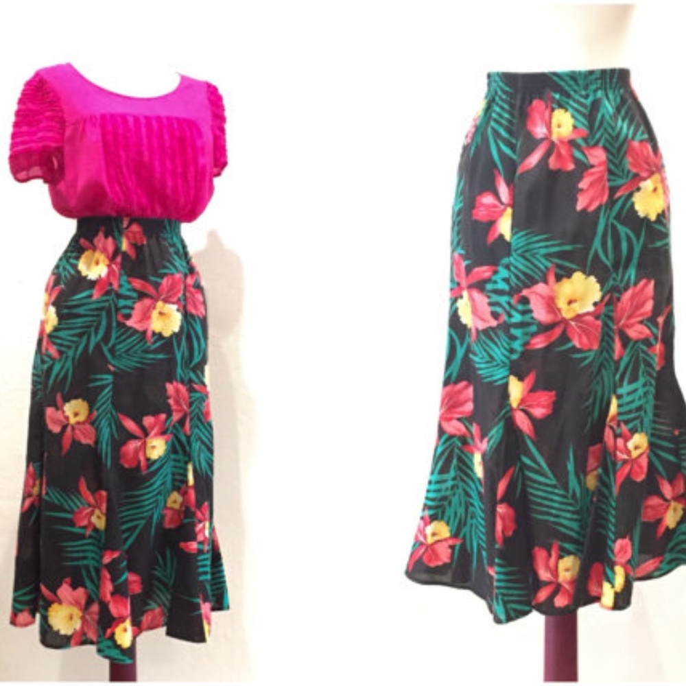 Vintage Aloha Hawaiian Floral Skirt 1970s